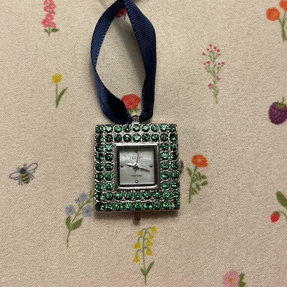 Vintage Gold Tone Watch Face Silk Ribbon Choker Necklace - Picture 3 of 3